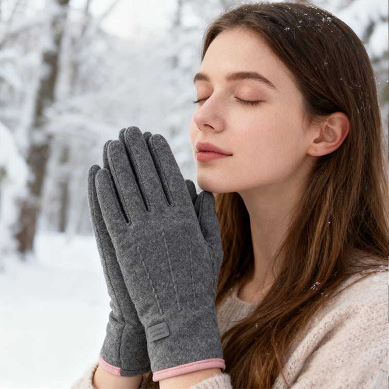 GripWarm – Windproof Touchscreen Gloves