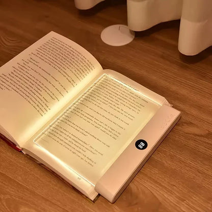 DreamLit – Night Reading Lamp for Gentle Eye