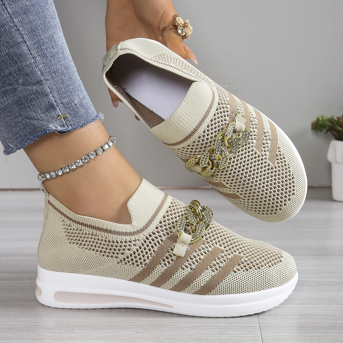 AirFlex – Lightweight Non-Slip Slip-On Shoes